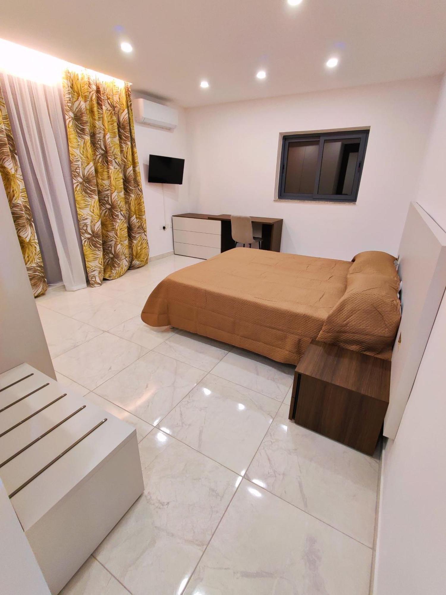 Diamond Residence Qawra - Side Sea View 圣保罗湾城 外观 照片